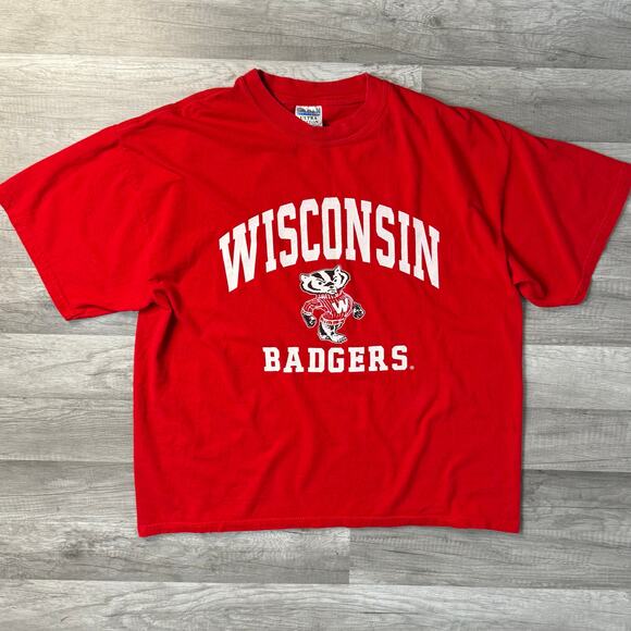 Y2K Wisconsin Badgers T-Shirt Red Size XL - Picture 1 of 9